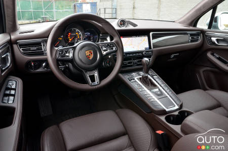 Porsche Macan Turbo 2020, intérieur